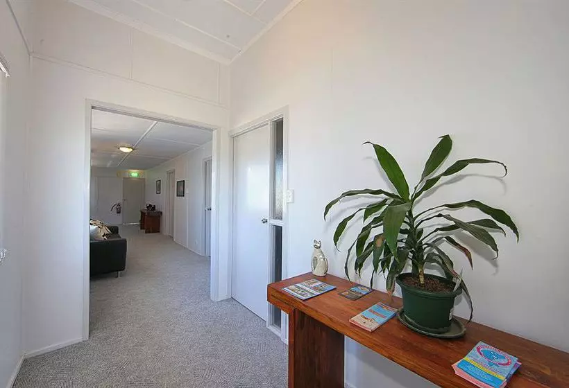 ベッドアンドブレックファースト Alexandra Lodge