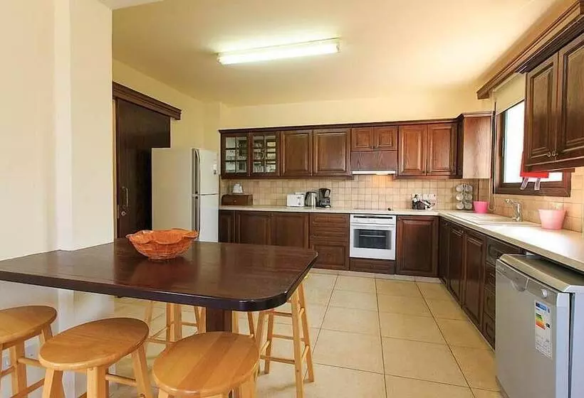 Bougainvillea Hotel Apartments