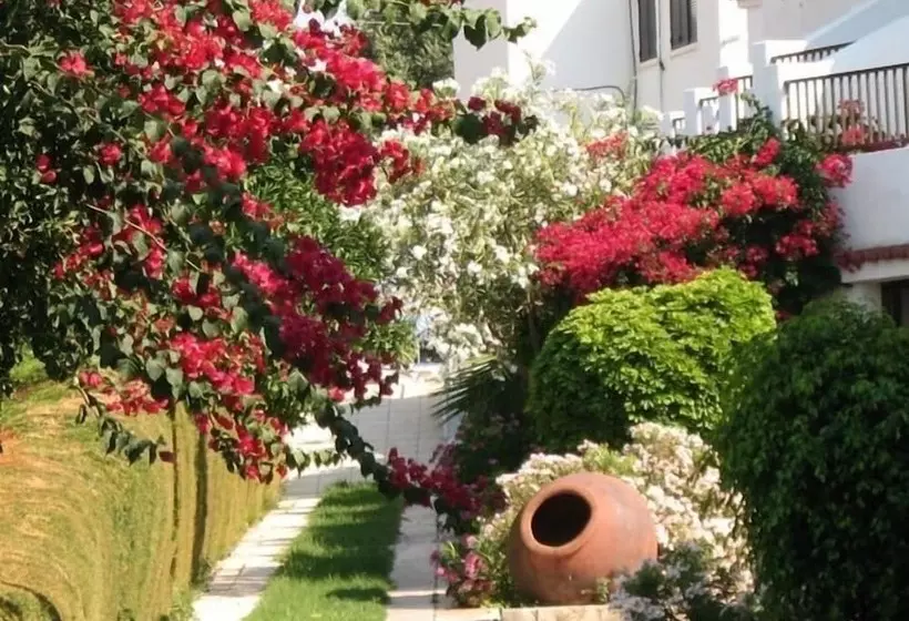 Bougainvillea Hotel Apartments