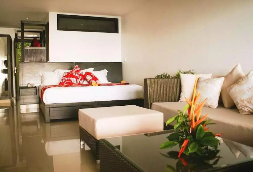 Garden Island Resort