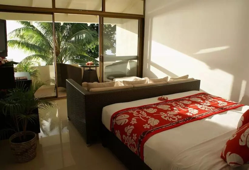 Garden Island Resort