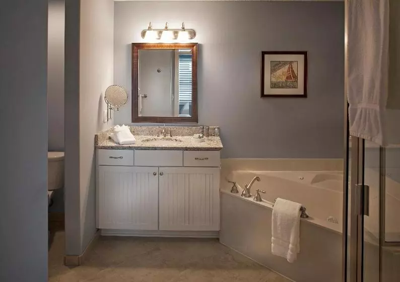 Hotel Bluewater By Spinnaker Resorts