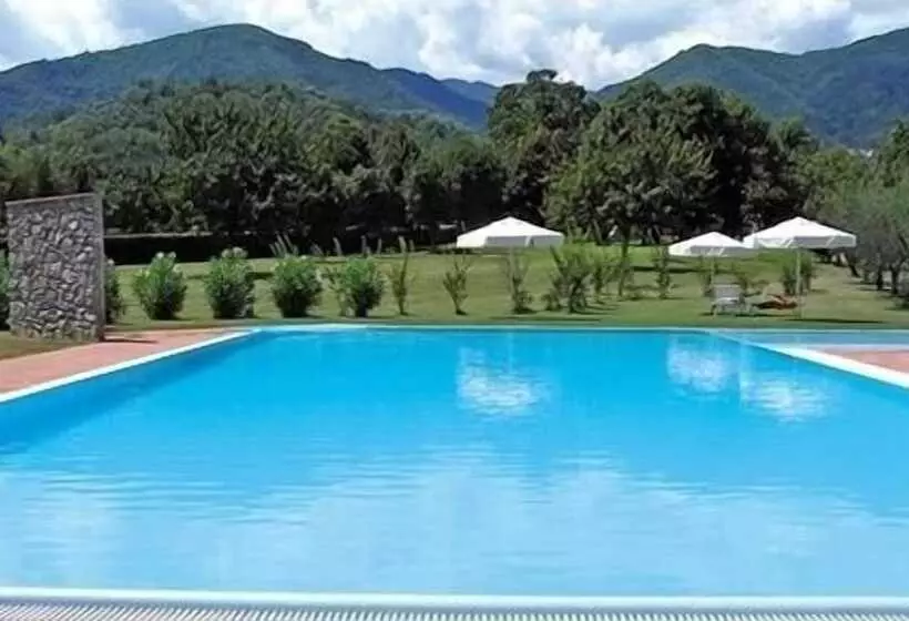 בית מלון כפרי Ca Del Moro Resort