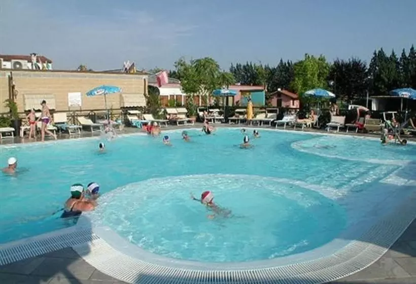هتل Camping Village Torre Pendente