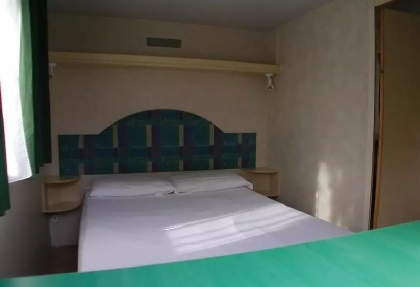 هتل Camping Village Torre Pendente