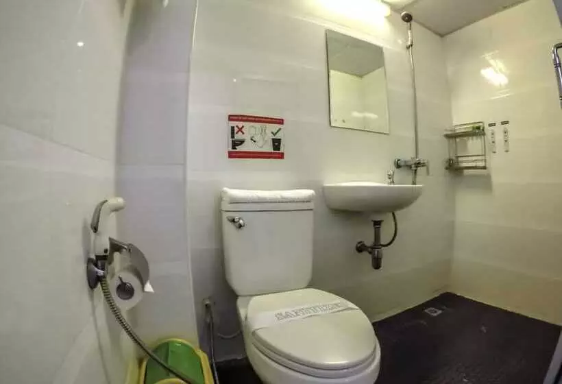 Clover Hotel City Center