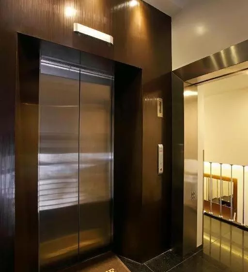 Clover Hotel City Center