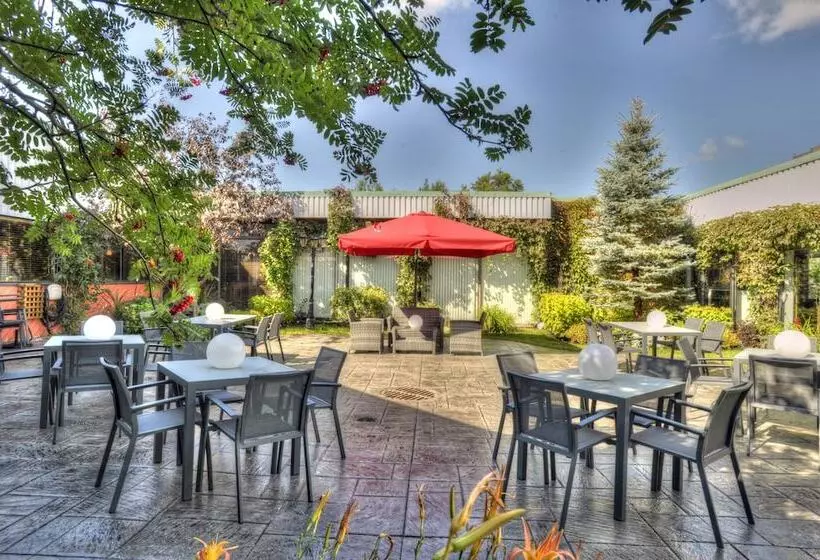 בית מלון כפרי Forestel