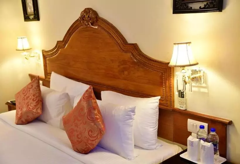 Hotel Indrapuri Rajadhani