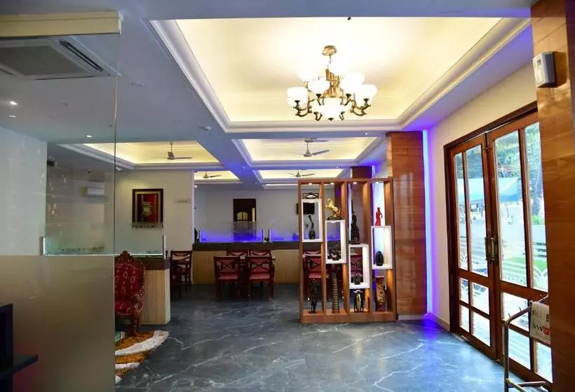 Hotel Indrapuri Rajadhani