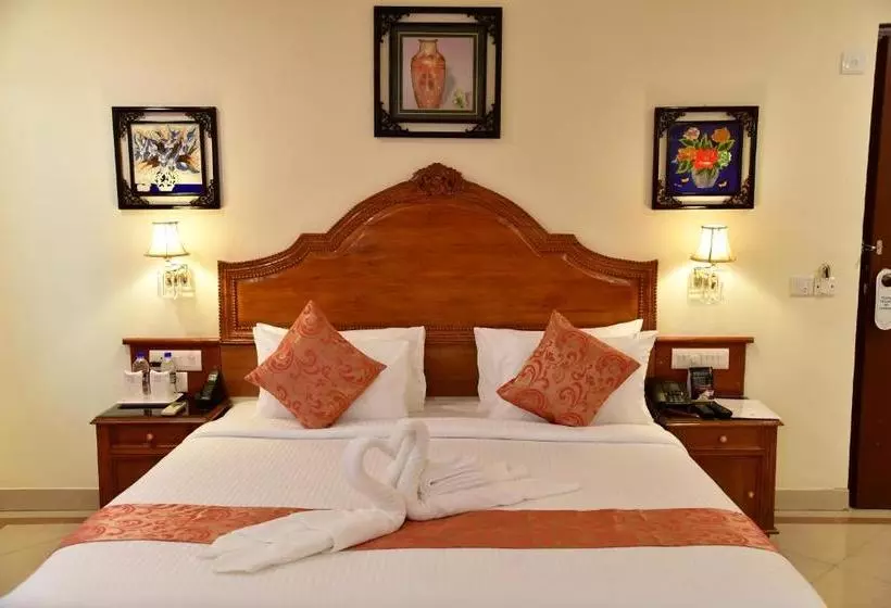 Hotel Indrapuri Rajadhani