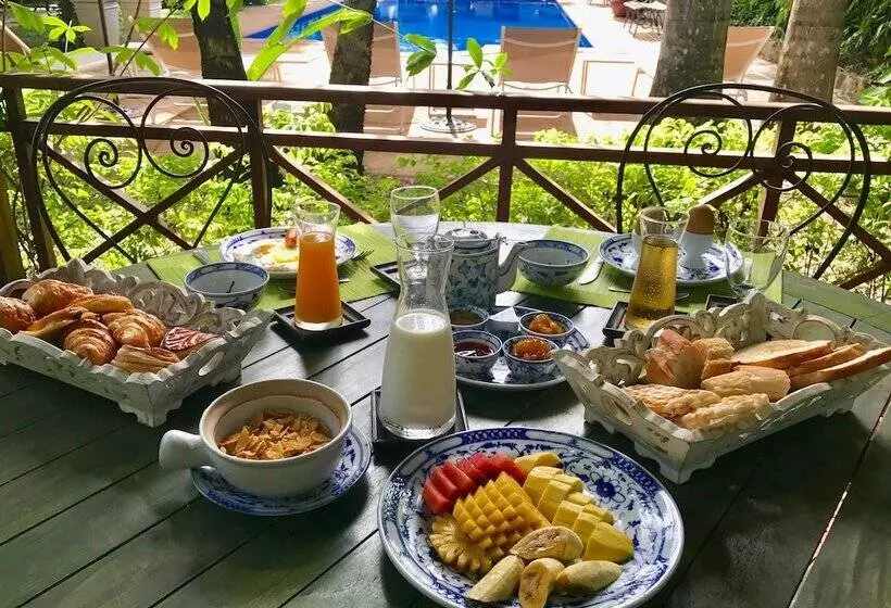 هتل La Palmeraie D'angkor