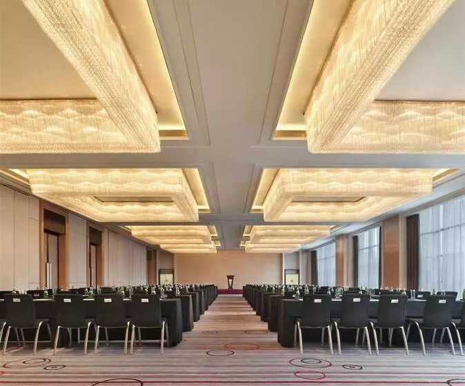 Отель Le Méridien Yixing