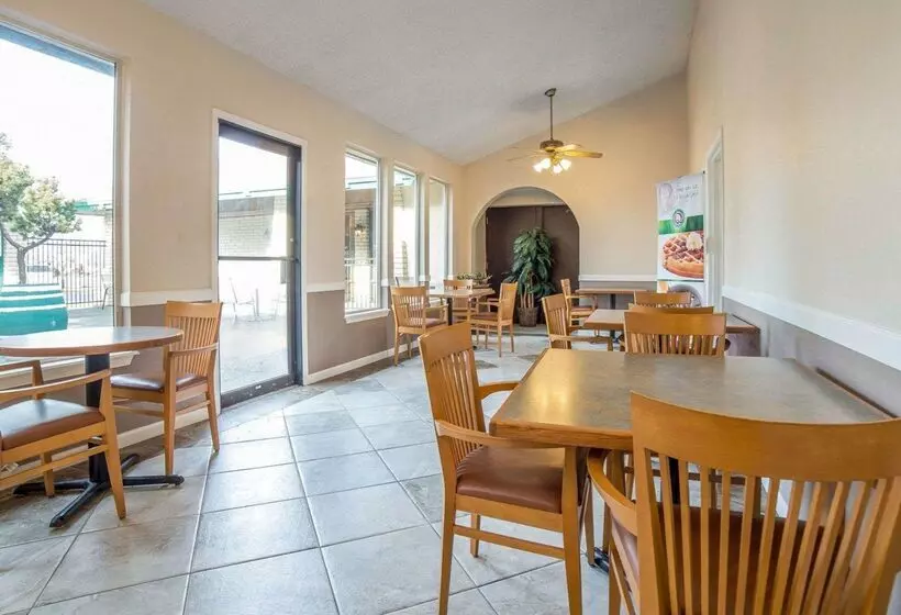 Отель Quality Inn Umatilla   Hermiston