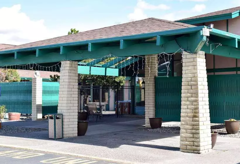 Отель Quality Inn Umatilla   Hermiston