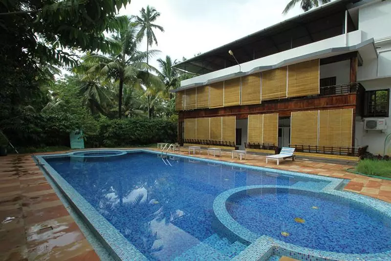 هتل Raja Park Beach Resort