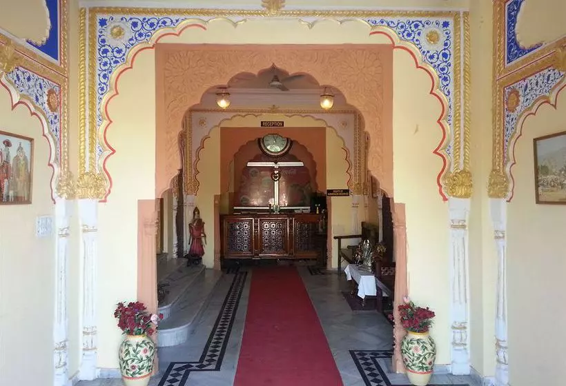 هتل Royal Palace