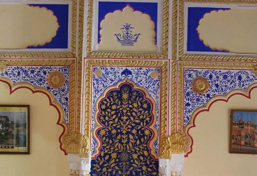 هتل Royal Palace