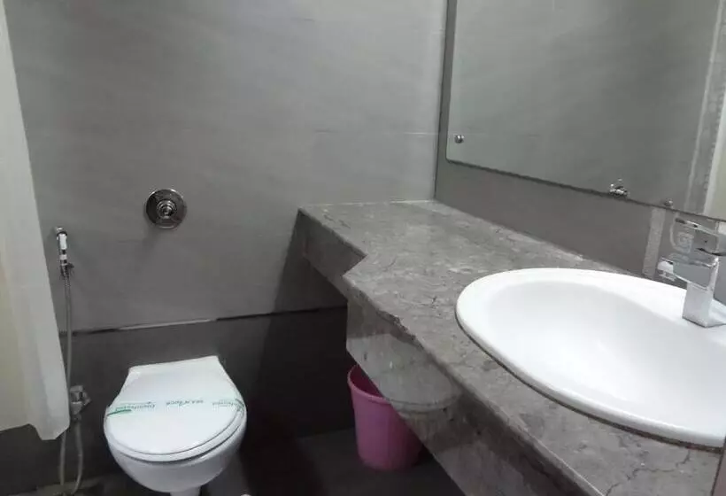 Отель Sea N Rock