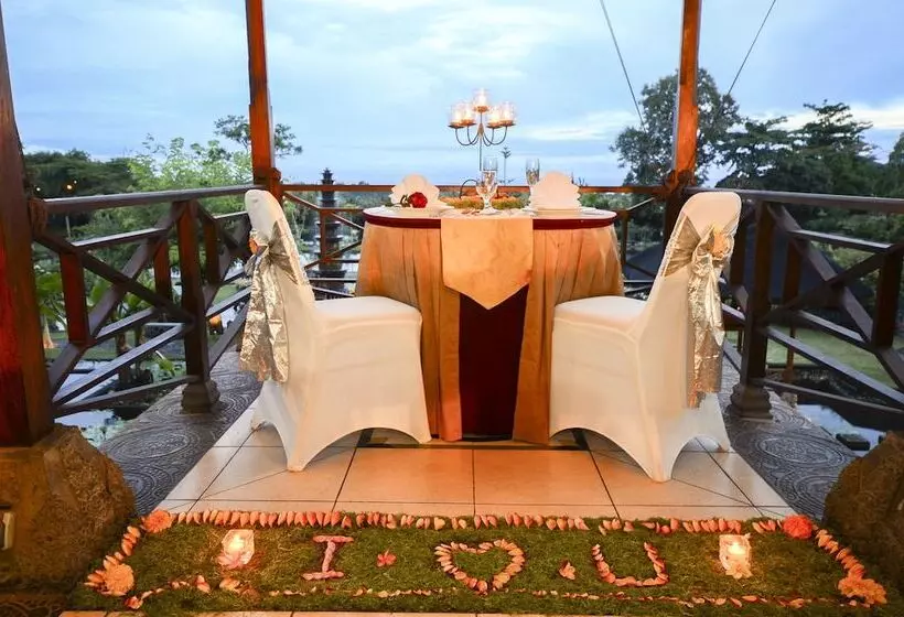 Tirta Ayu Hotel & Restaurant