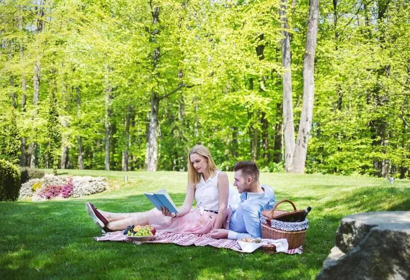 Отель Zochova Chata Adult Friendly