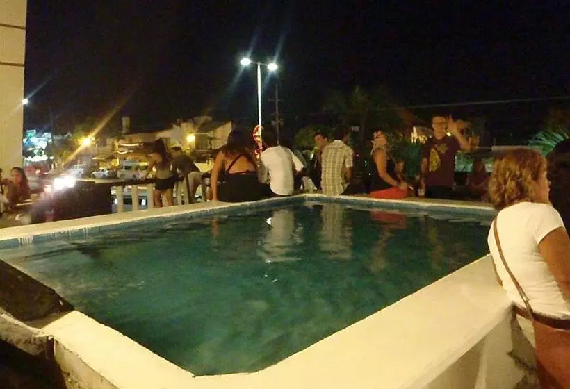 La Flaca Hotel & Restaurante