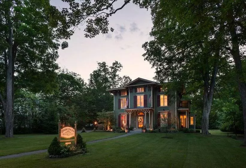 צימר Landmark Inn