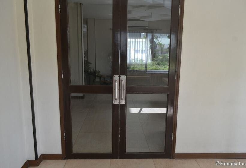 Microtel By Wyndham General Santos