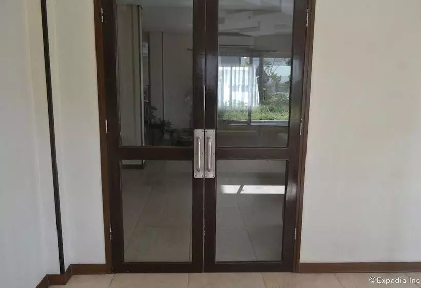 Microtel By Wyndham General Santos