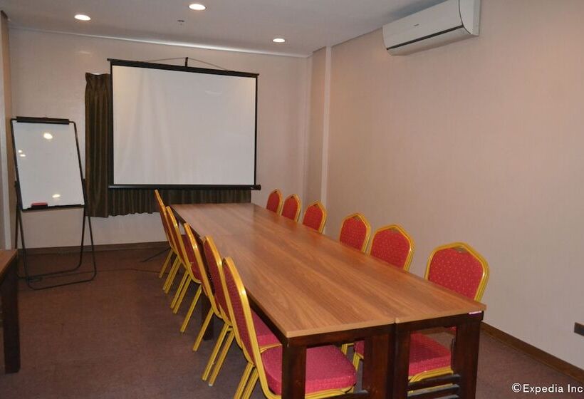 Microtel By Wyndham General Santos