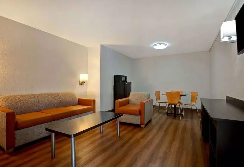 Motel 6 Monterey, Ca