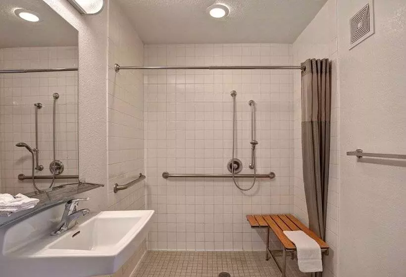 Motel 6 Monterey, Ca