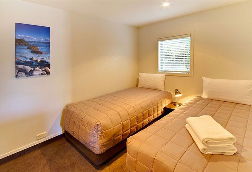 מוטל Baywater Motor Inn