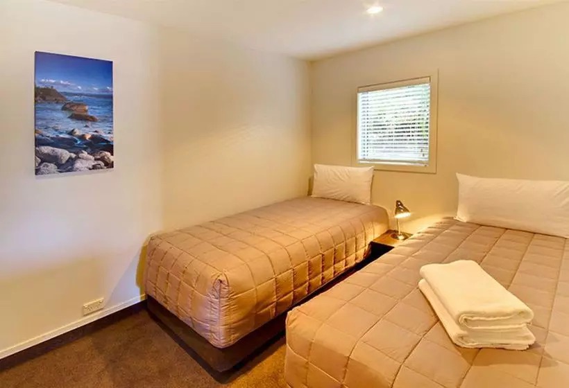 모텔 Baywater Motor Inn