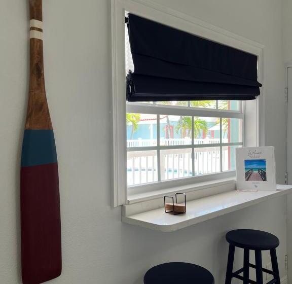 汽车旅馆  Blue Waters Treasure Island