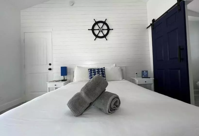 汽车旅馆 Blue Waters Treasure Island