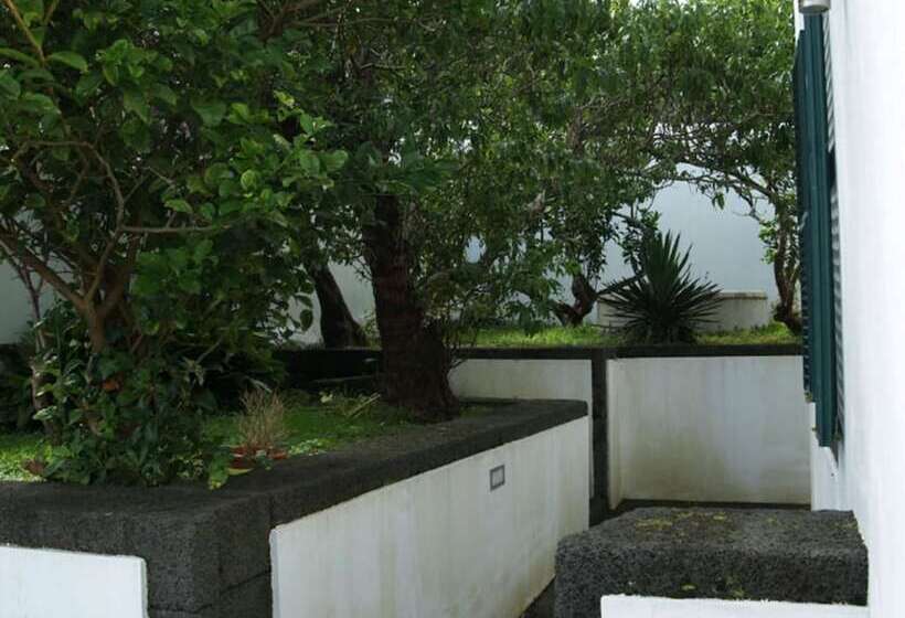 بنسيون Casa Do Comendador