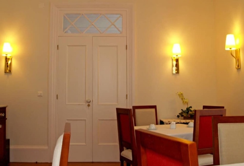 بنسيون Casa Do Comendador