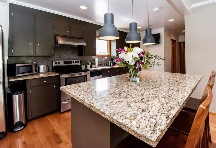 Panzió The Broadway Guest House