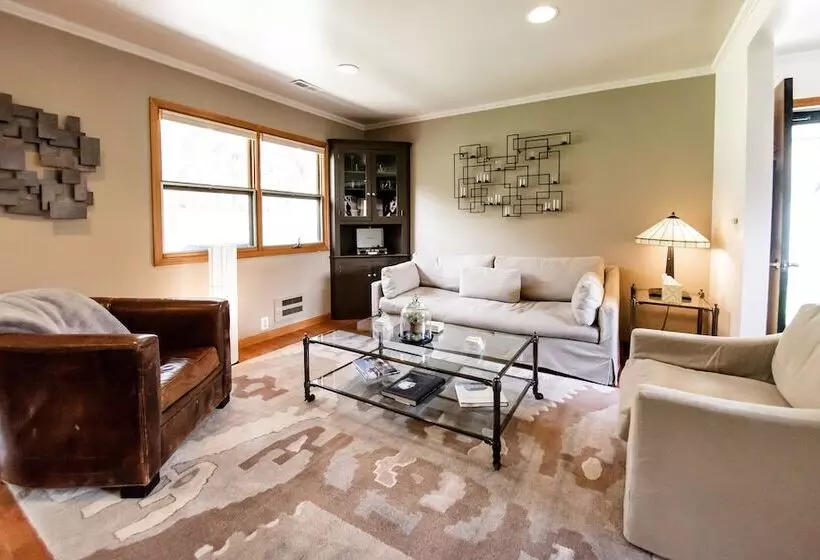 Panzió The Broadway Guest House