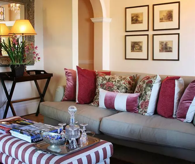 פנסיון Goble Palms Guest Lodge & Urban Retreat