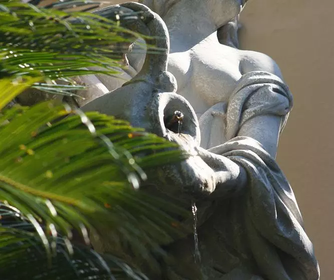 פנסיון Goble Palms Guest Lodge & Urban Retreat