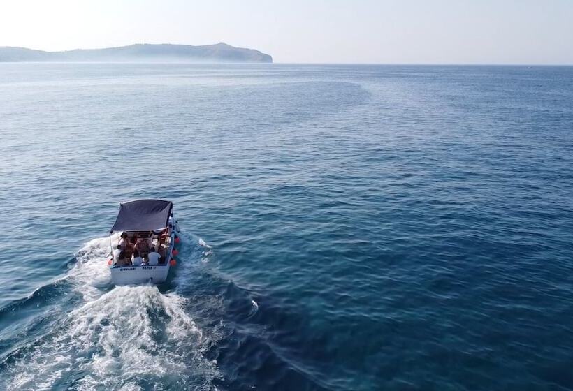 Resort Baia Del Silenzio