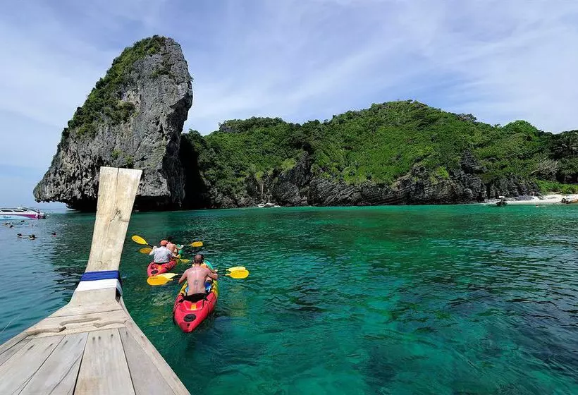 Sunwaree Phi Phi Resort