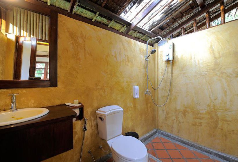 Sunwaree Phi Phi Resort