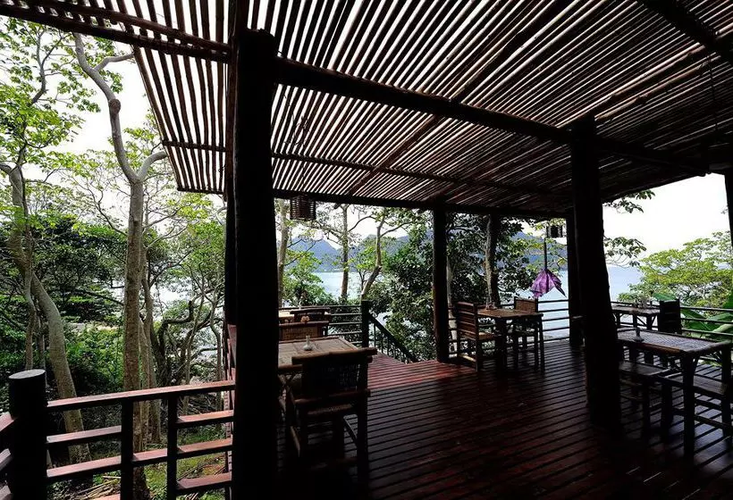 Sunwaree Phi Phi Resort