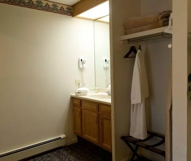 The Biggest Loser Resort Niagara