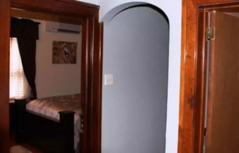 Walton Manor Inn Bed & Breakfast