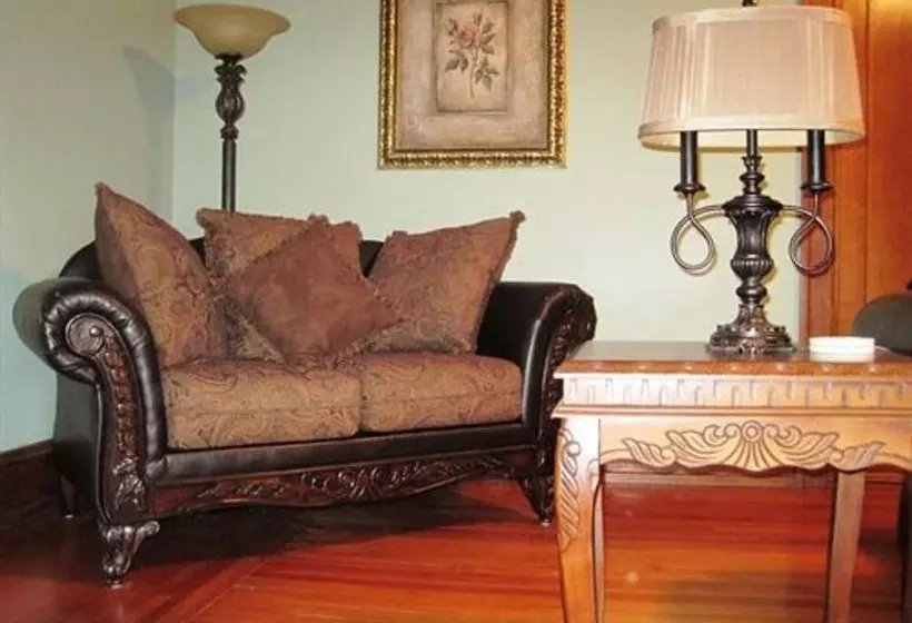 Walton Manor Inn Bed & Breakfast