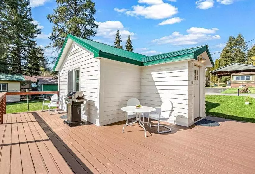 ホテル Bayview Tiny Cabin